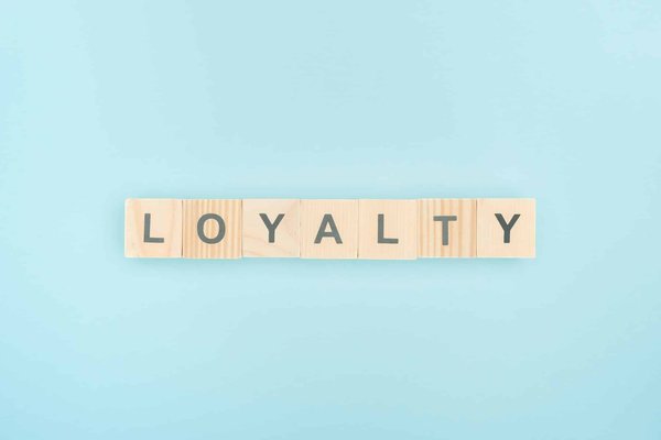 What Are the Key Steps for UK Retailers to Create Effective Loyalty Programs?